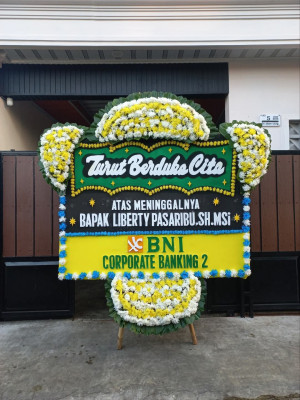 Papan Bunga Duka di Babakan Ciamis