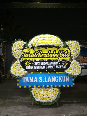 Papan Bunga Duka di Babakan Ciamis